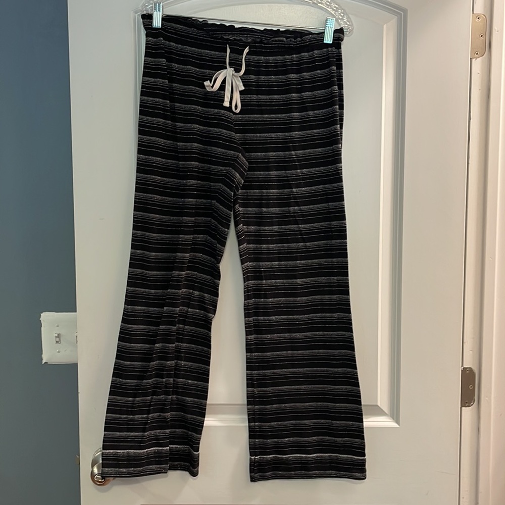 Victoria secrets XLPJ top and large bottom set gray and white - Picture 4 of 5